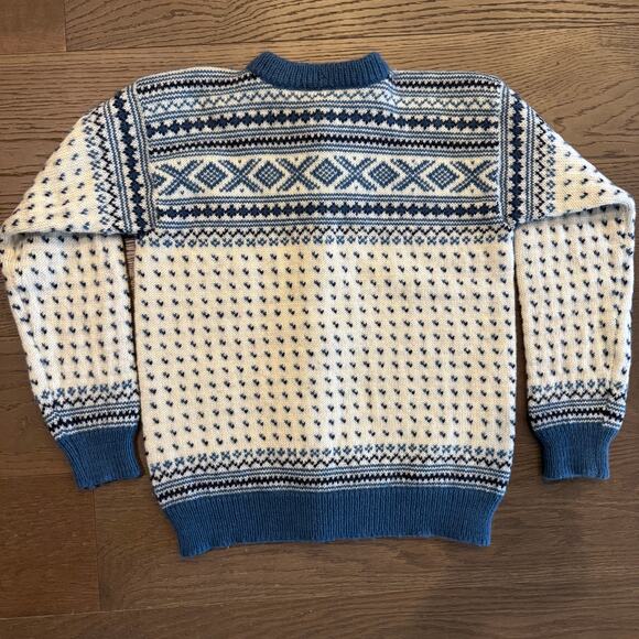 Dale of Norway Fair Isle Blue and Ivory Button-up 100% New Wool Cardigan Size 44 - Picture 2 of 6